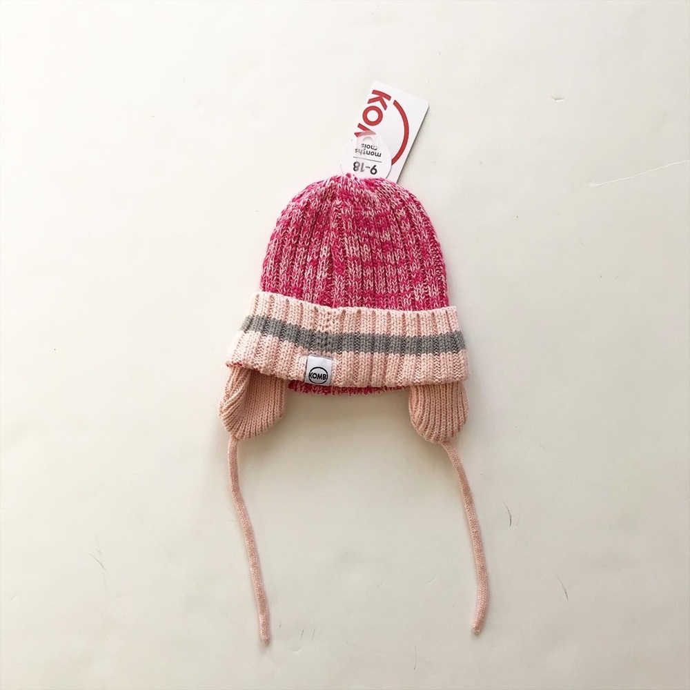 Kombi NWT pink beanie 9-18 months